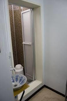 Capsule Hotel Shonan Fujisawa Buitenkant foto